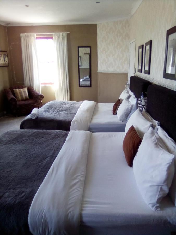 Bread And Barrel Guesthouse Bellville Kaapstad Buitenkant foto